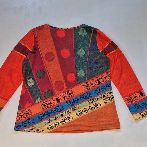 Bright & Colorful Long Sleeve Blouse - Picture 4 of 4